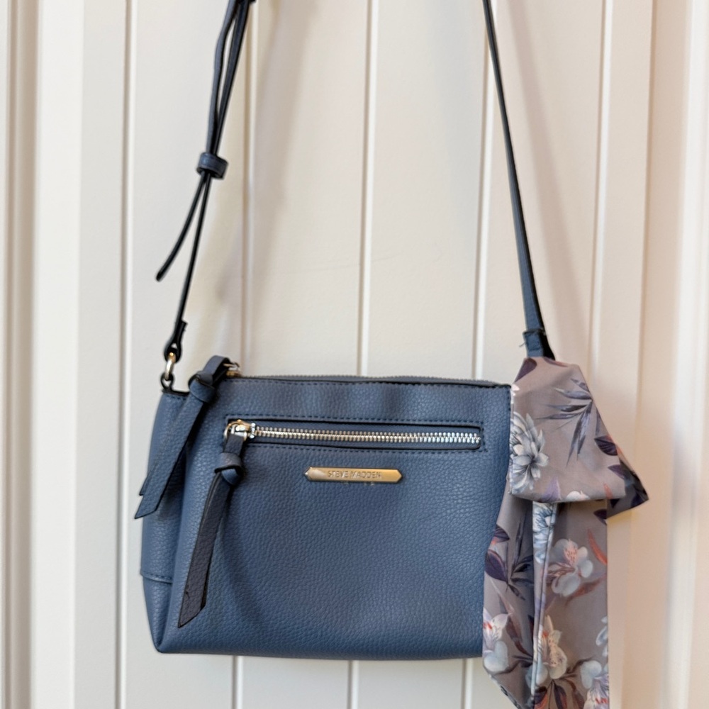 Steve Madden Slate Crossbody Bag with Floral Scarf